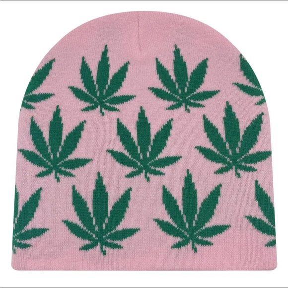 Leafy Pink & Green Beanie Hat NWT Unisex - Picture 1 of 7